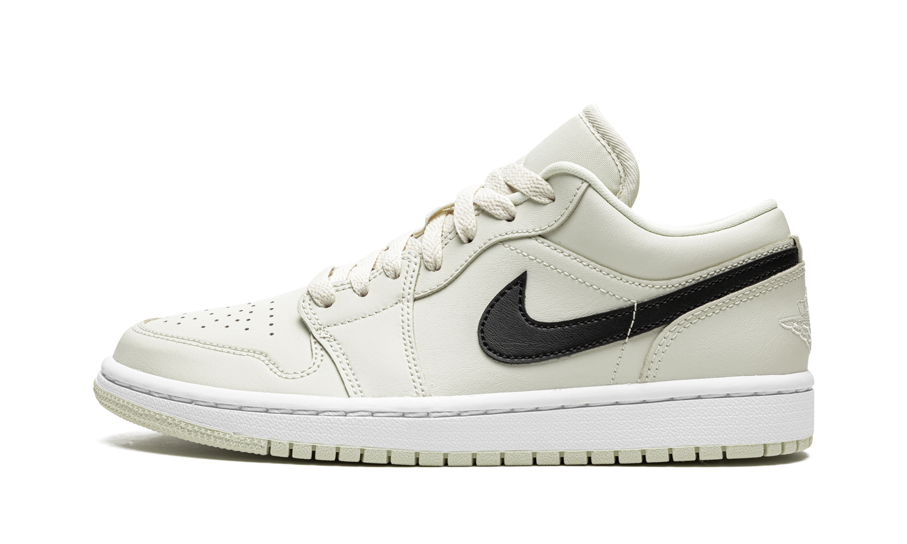 AIR JORDAN 1 LO WMNS Coconut Milk DC0774 121