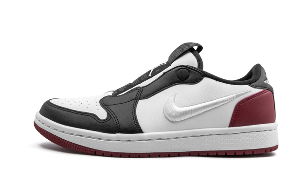 AIR JORDAN 1 RET LO SLIP WMNS BLACK TOE AV3918 102