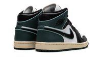 Jordan 1 Mid SE WMNS Oxidized Green FQ7818 100
