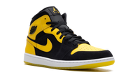 Air Jordan 1 Mid New Love HJ6654 071