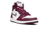 Air Jordan 1 Retro High OG Bordeaux 555088 611