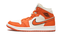 AIR JORDAN 1 MID SE WMNS SPORT SPICE DV1302 100