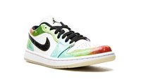 Air Jordan 1 Low WMNS Galaxy CW7310 909